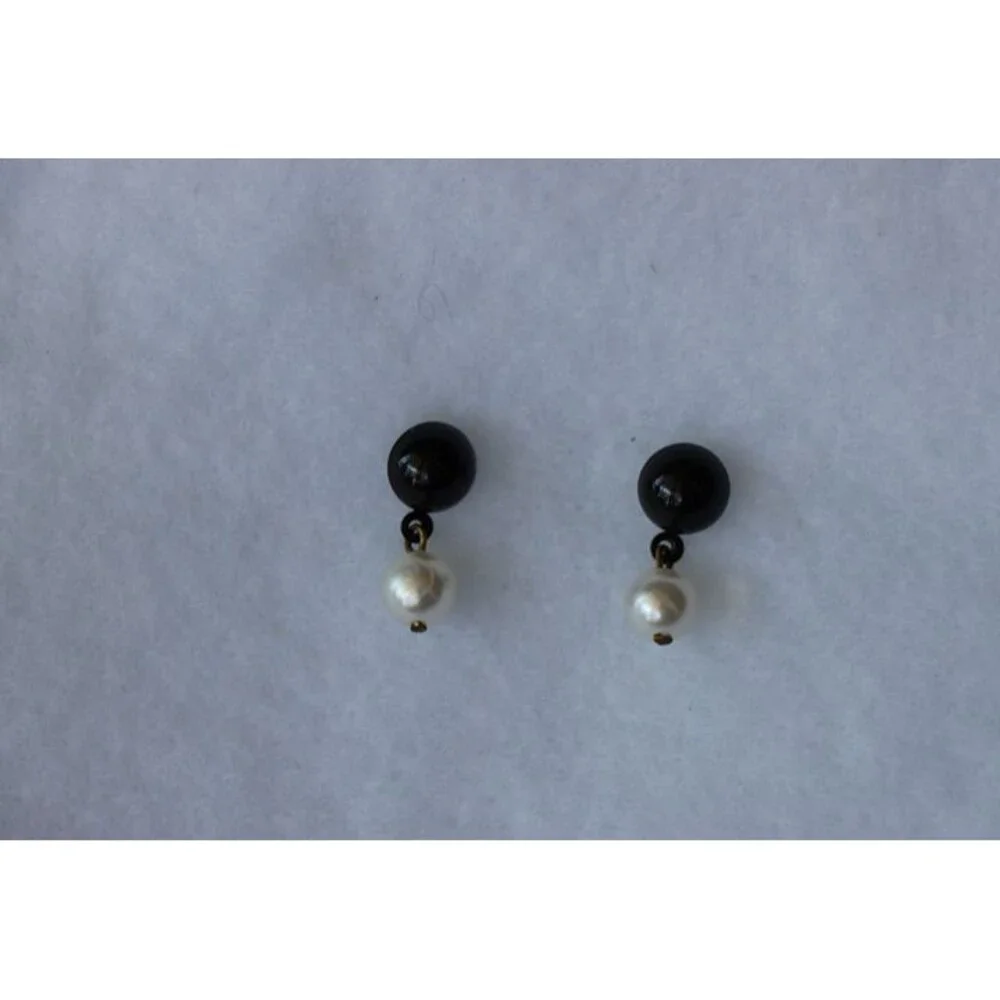Black stud with white pearl drop earrings, used good condition